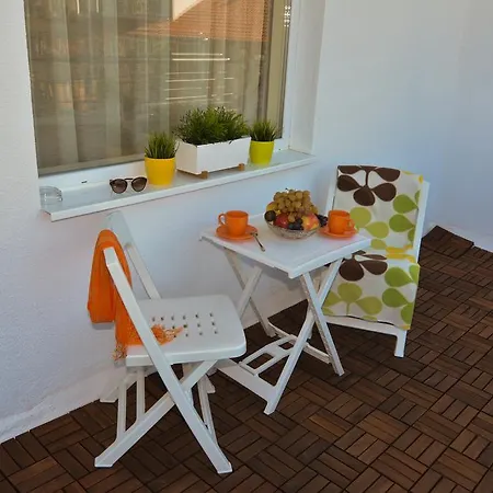 Luxury Apartman Burgasz